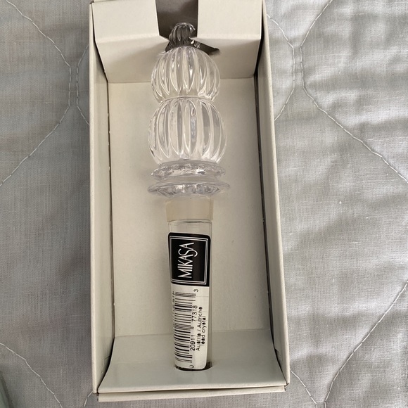 ALL IN ONE Wine book & Mikasa bottle topper & Love coasters & wooden coasters - Picture 4 of 7